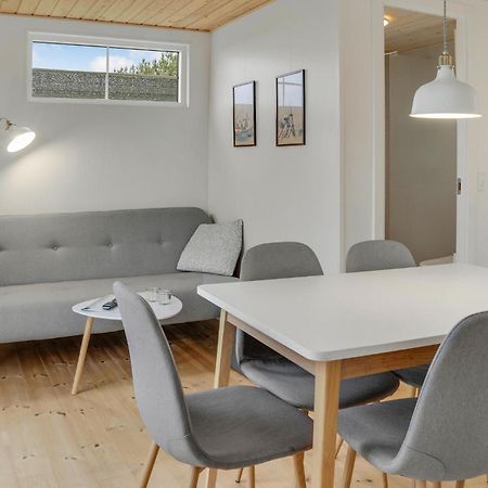 2 Bedroom Gorgeous Apartment In Vaeggerlose Bøtø By Zewnętrze zdjęcie